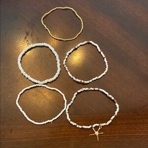 Set of 5 Gold and White Minimalist Beaded Bracelets